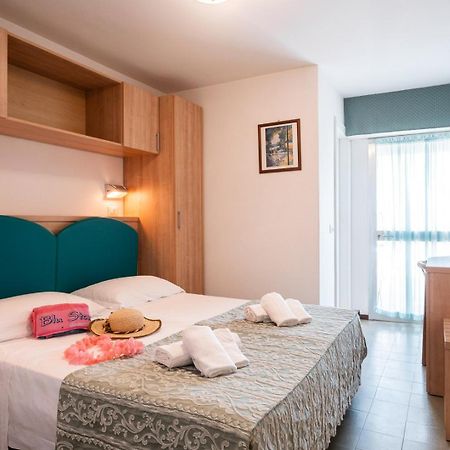 Blu Star Hotel Gabicce Mare Esterno foto