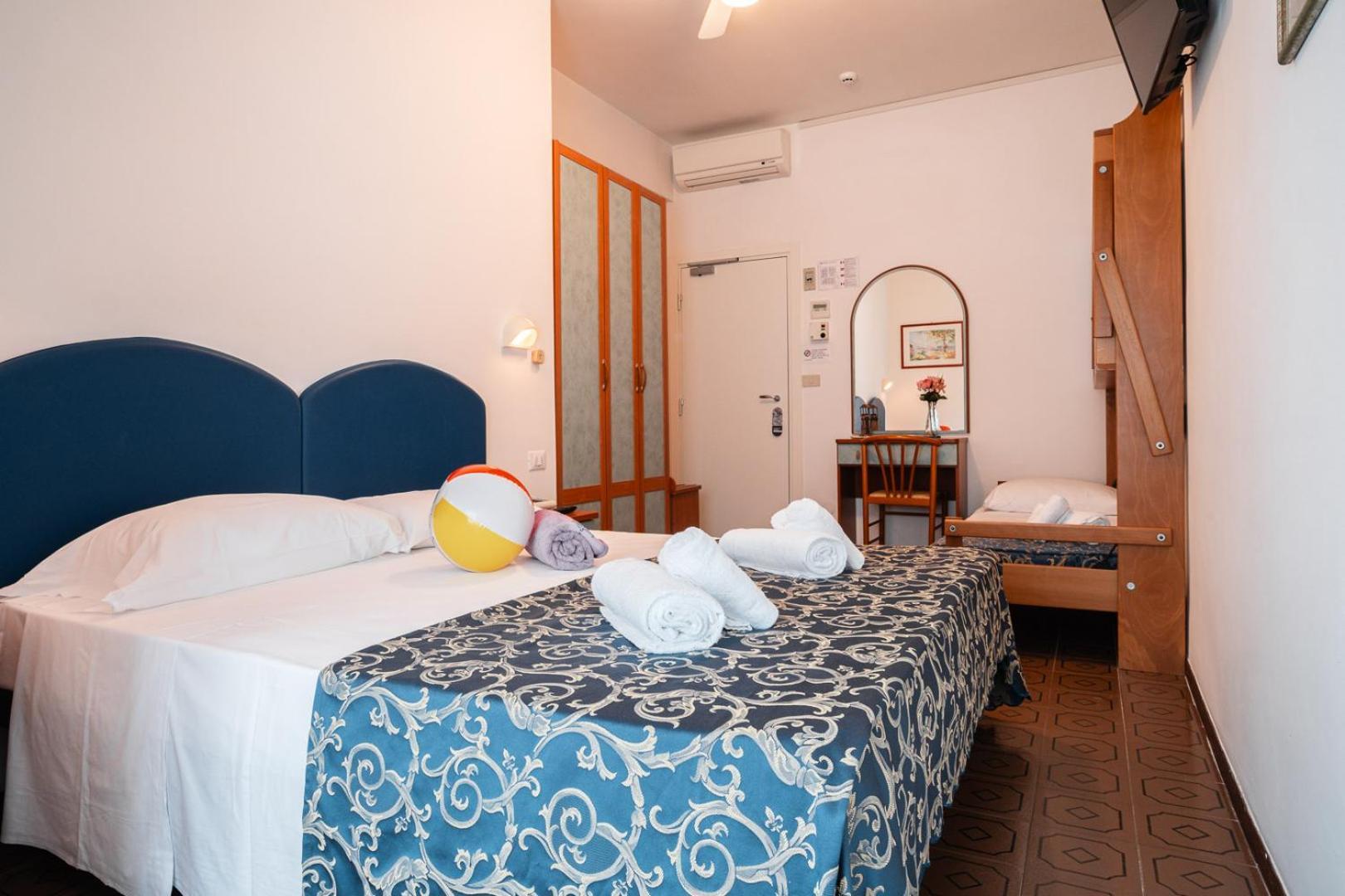 Blu Star Hotel Gabicce Mare Esterno foto
